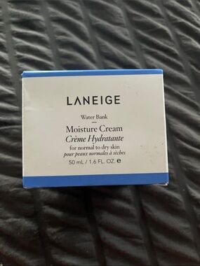 LANEIGE Water Bank Moisture Cream — White and Blue Packaging